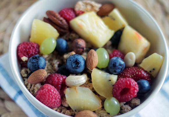 Blueberries breakfast fruits 4972
